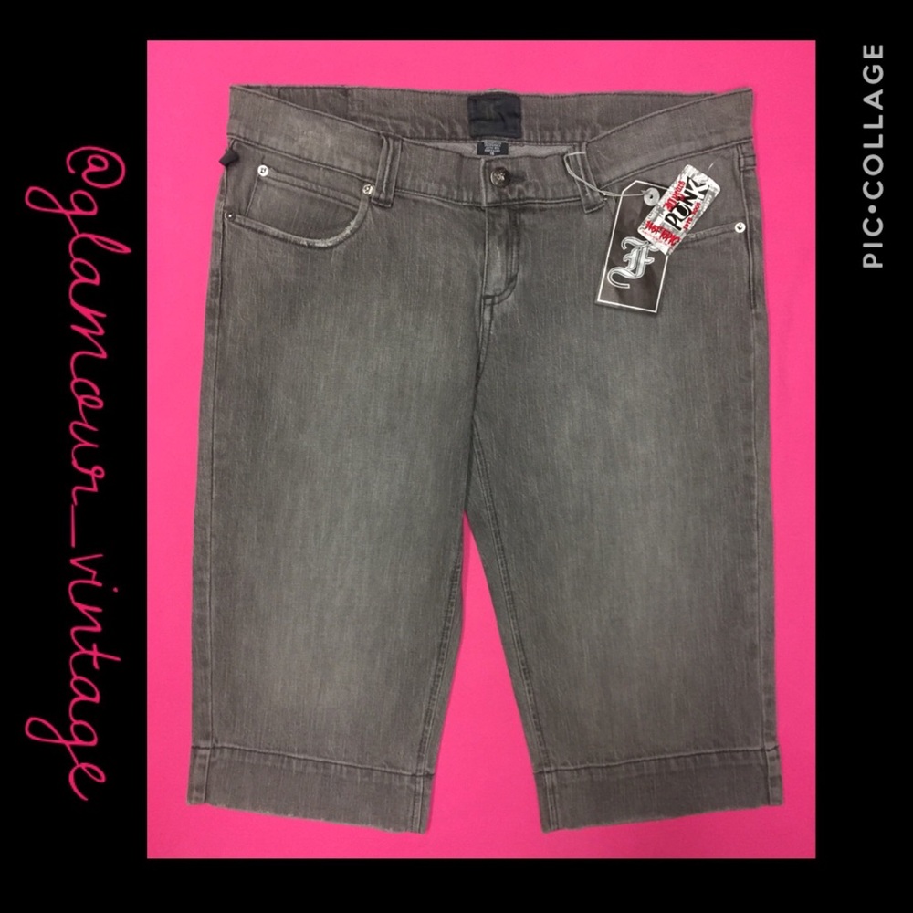 🆕 HOT TOPIC gray (XL) DENIM shorts